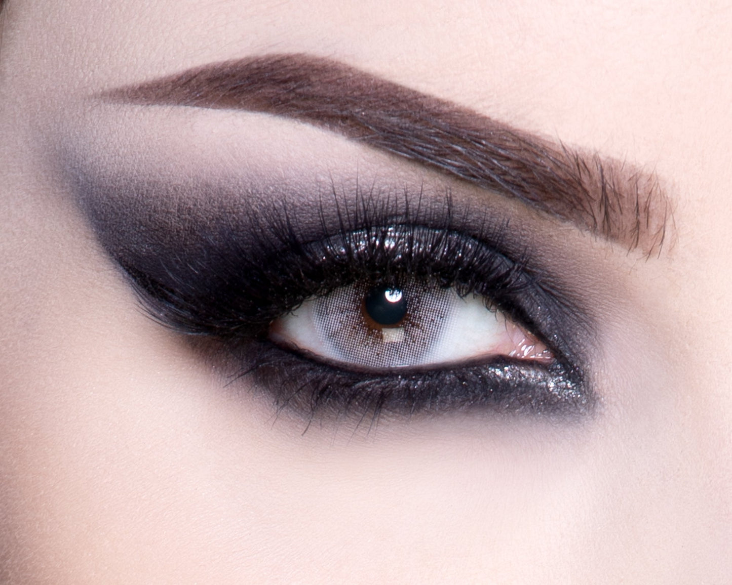 Cotton Series Snow White Contacts