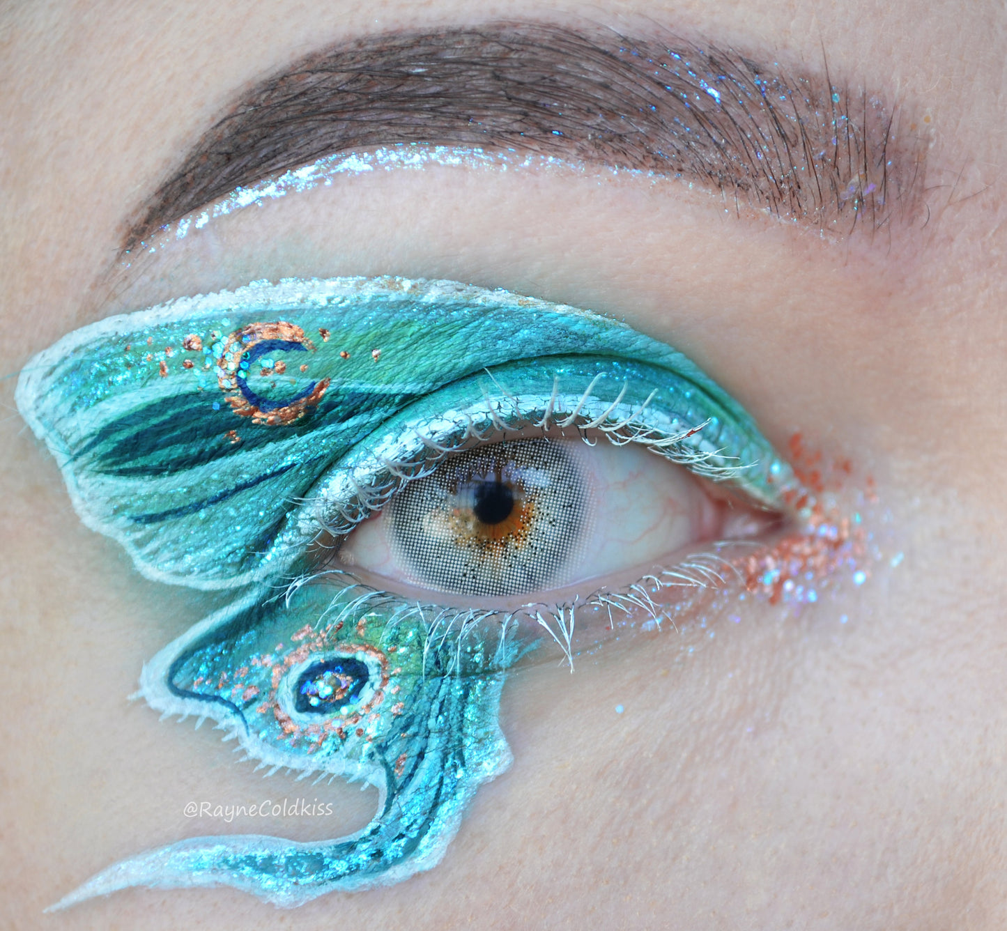 Cotton Series Snow White Contacts